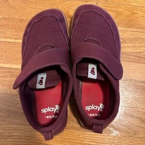 Barefoot shoes. Size 8. Splay.